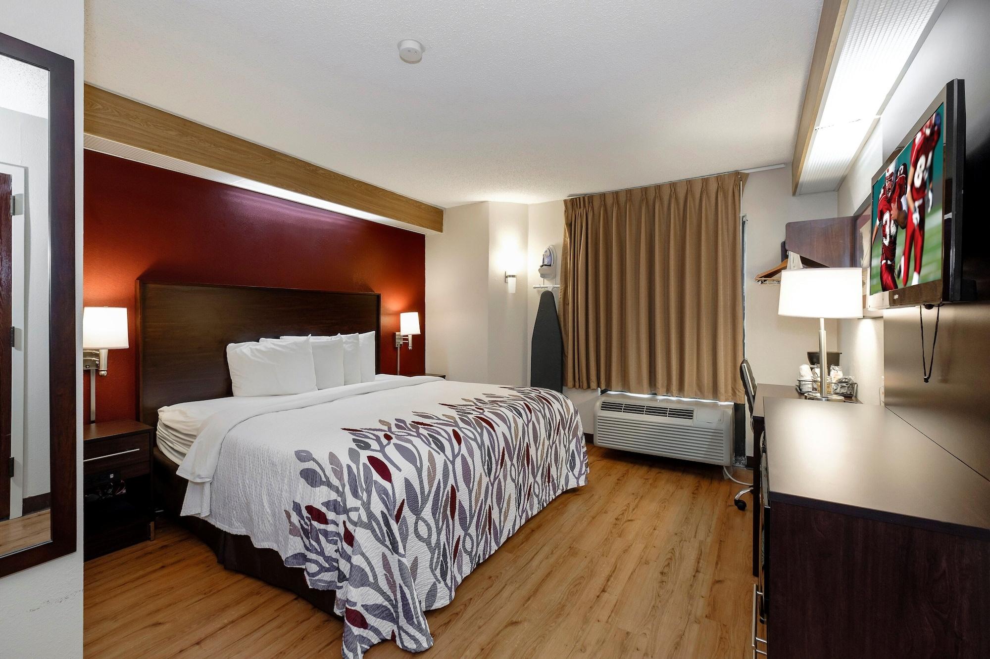 Red Roof Inn Pensacola Fairgrounds Екстериор снимка